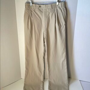 Lessona Men's Tan Pants Made in Italy Size  32  Pleated 100% Wool